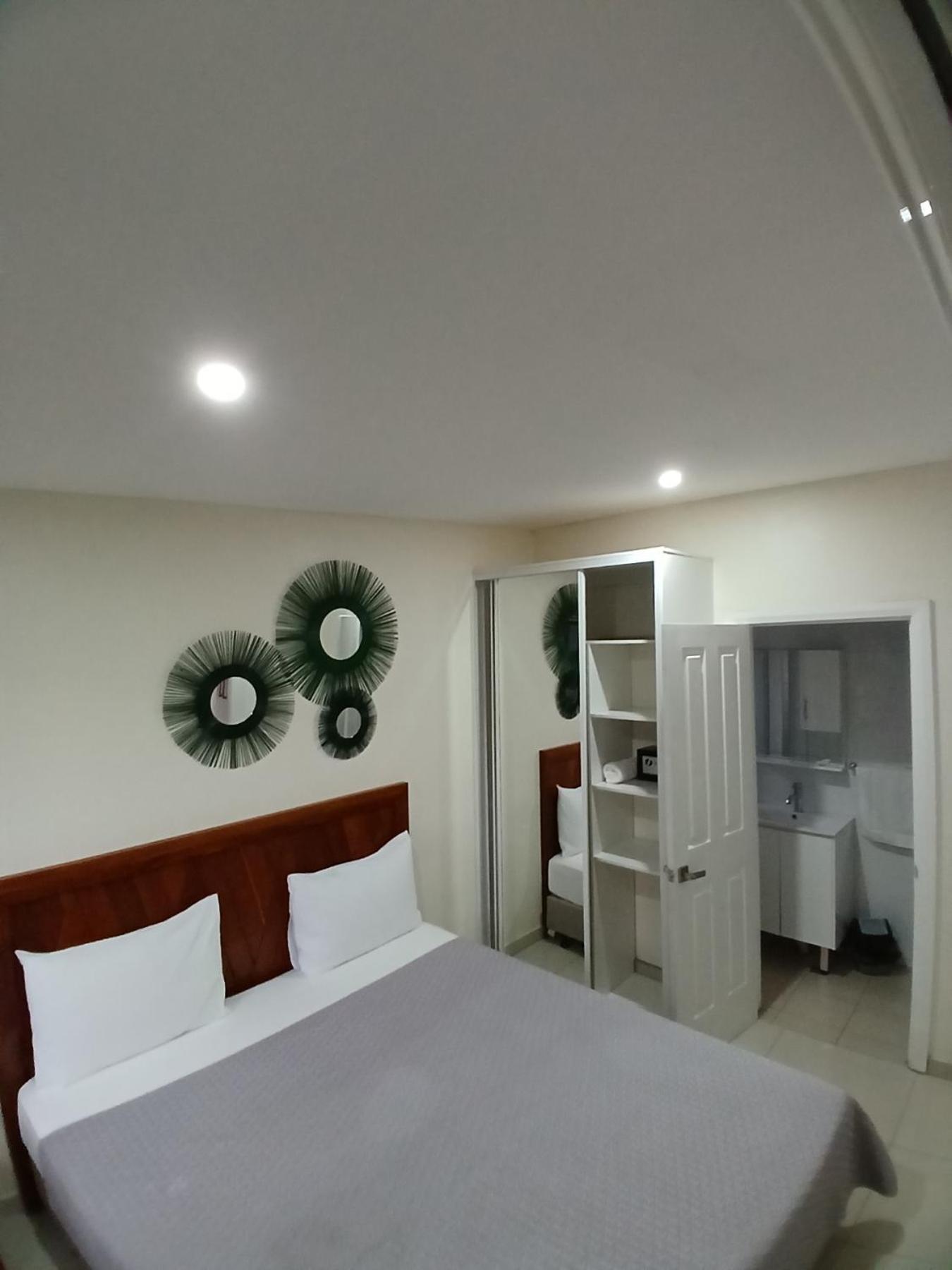 New Door Apartments نادي المظهر الخارجي الصورة
